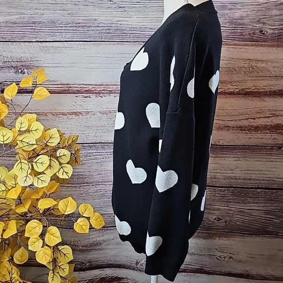 SHEIN BLACK WHITE HEART LONG SLEEVE BUTTON-UP SWEATER CARDIGAN - Picture 7 of 11